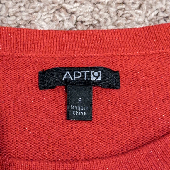 Sparkly glitter red long sleeve basic sweater Apt 9. size small - Picture 4 of 4